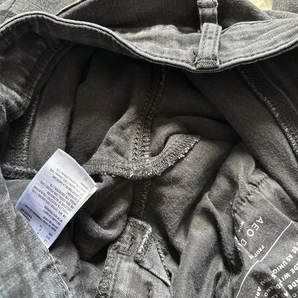 American Eagle Outfitters Charcoal Distressed Skinny Jeans - Picture 4 of 16